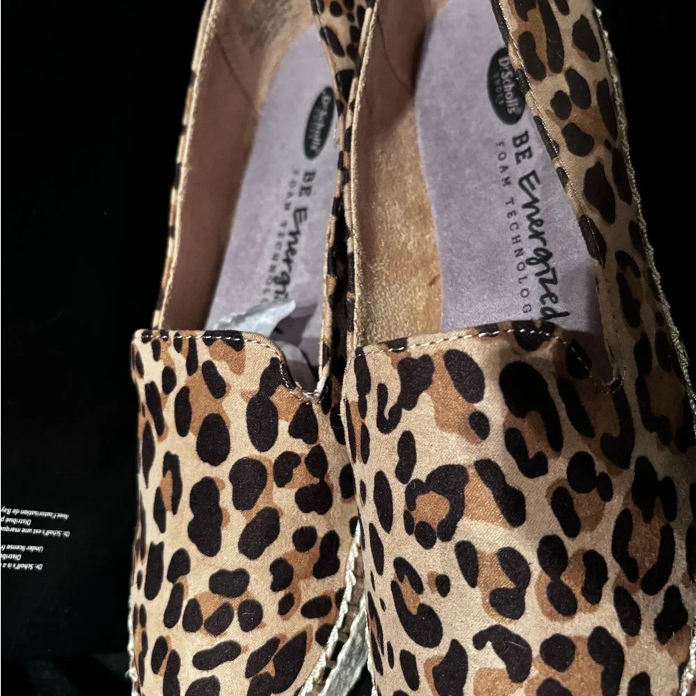 Dr Scholls women’s slip on Leopard canvas shoes 7.5 new with tags in box! Nice! - Picture 2 of 8